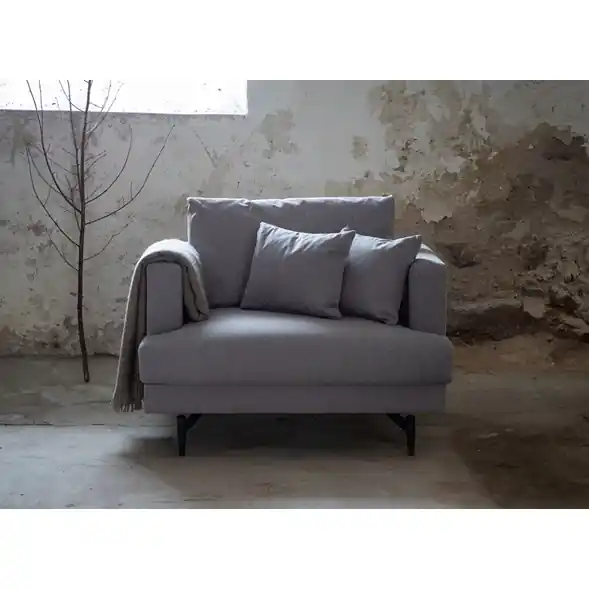 Sofia Loveseat Reapris