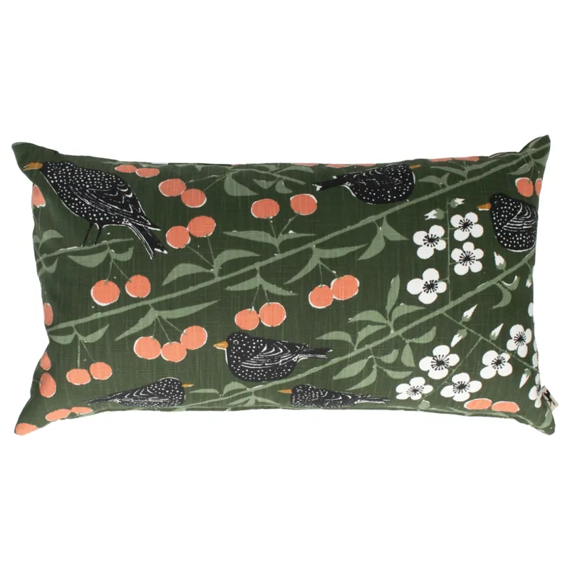Lägg i varukorgen Kuddfodral Avlång Körsbärsträdgården 40x70cm Mörkgrön Almedahls